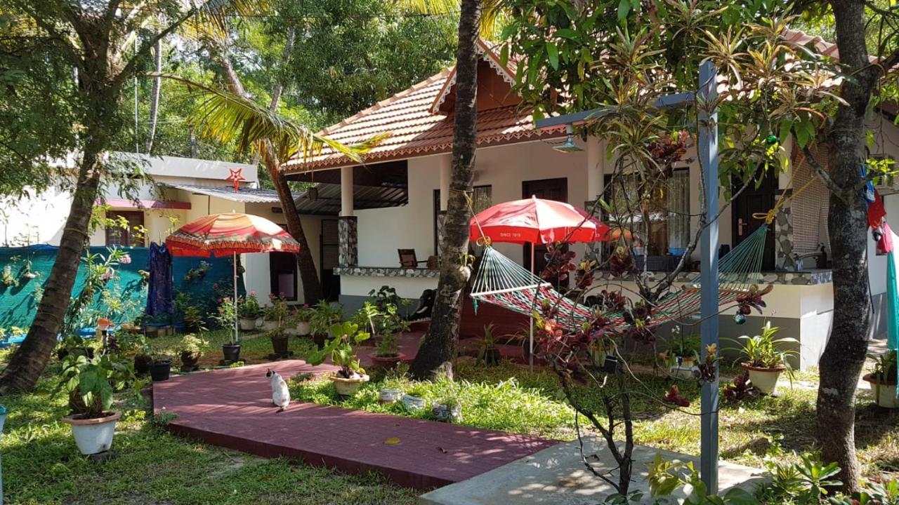 Marari Lotus Beach Villa Mararikulam Exterior foto